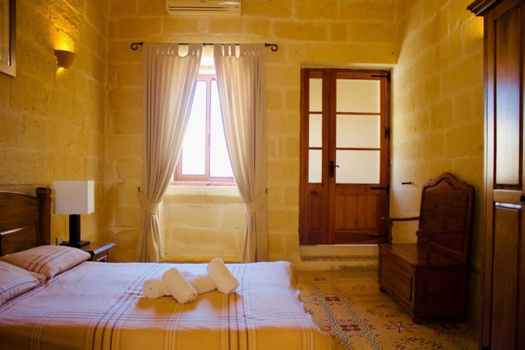 400 Year Old Converted Farmhouse With Private Pool Vila Xagħra Exterior foto